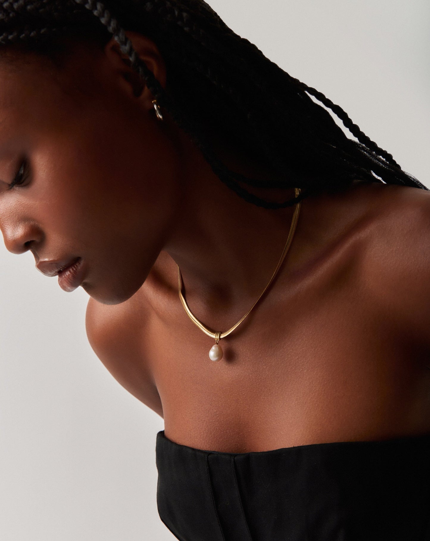 Baroque Pearl Snake Chain Pendant Necklace | 18k Gold Plated Vermeil/Pearl Necklaces Missoma