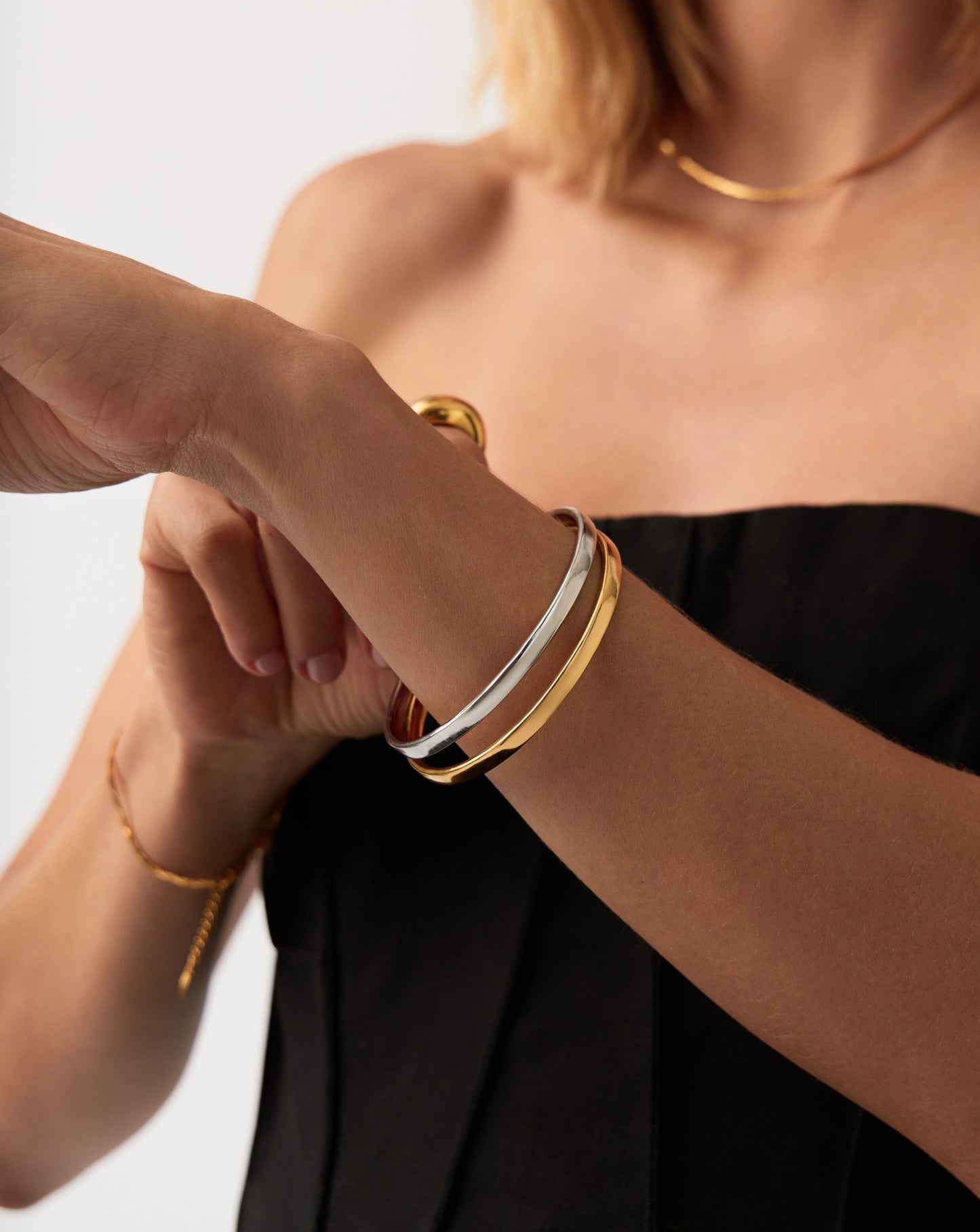 Classic Bangle Bracelet Set | Mixed Metal Bracelets Missoma