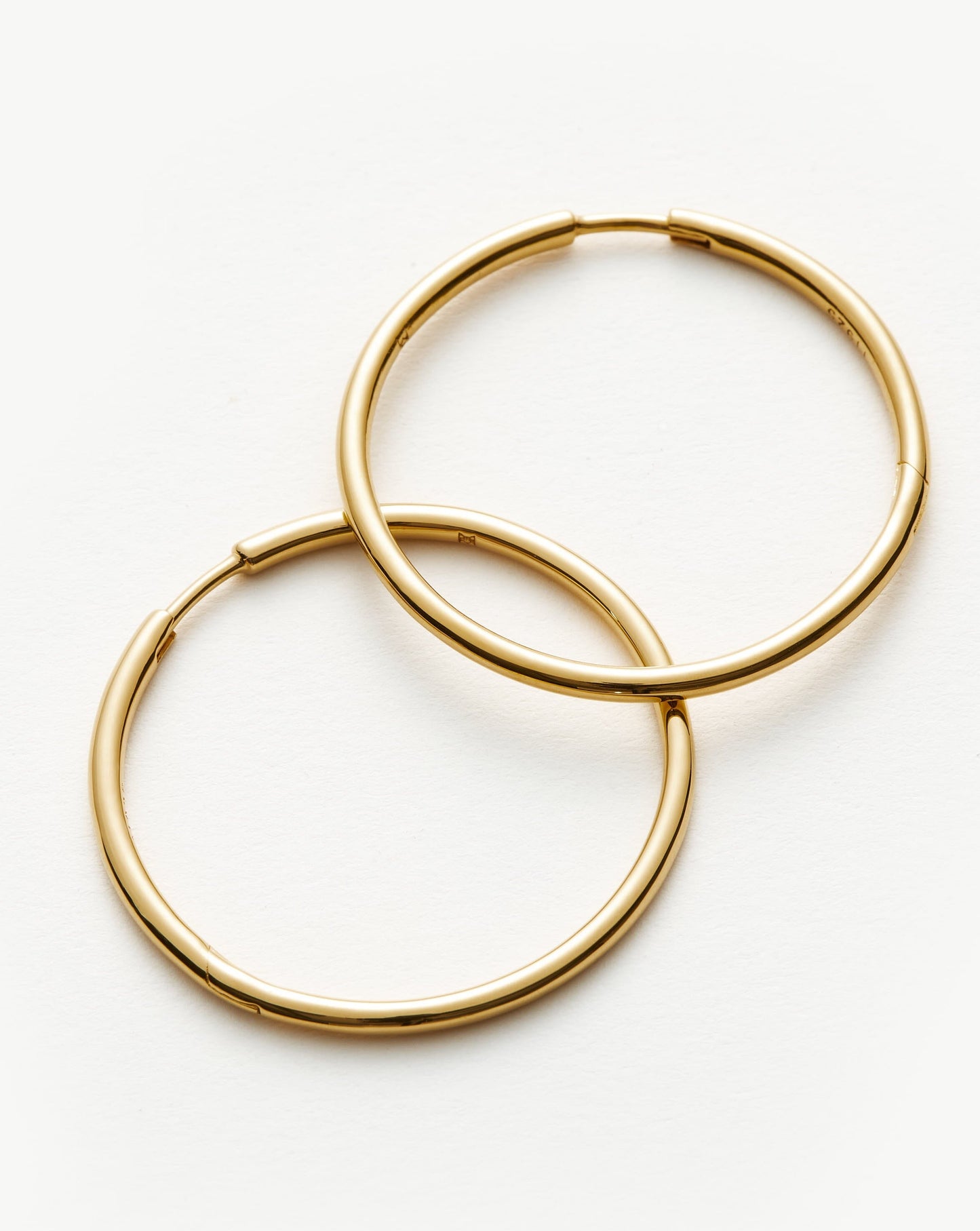Classic Medium Hoop Earrings | 18k Gold Vermeil Earrings Missoma