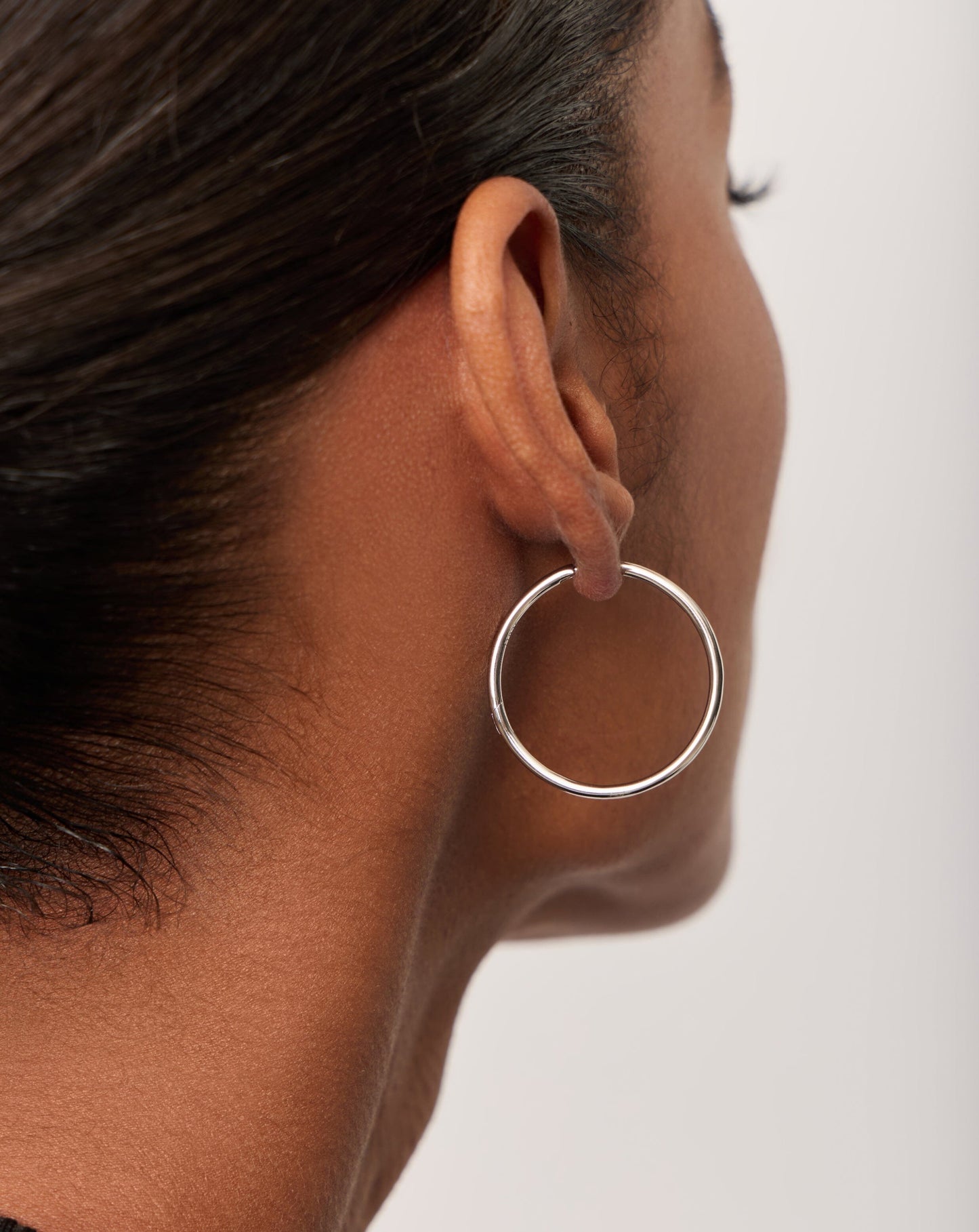 Classic Medium Hoop Earrings | Rhodium Plated on Recycled Sterling Silver Earrings Missoma