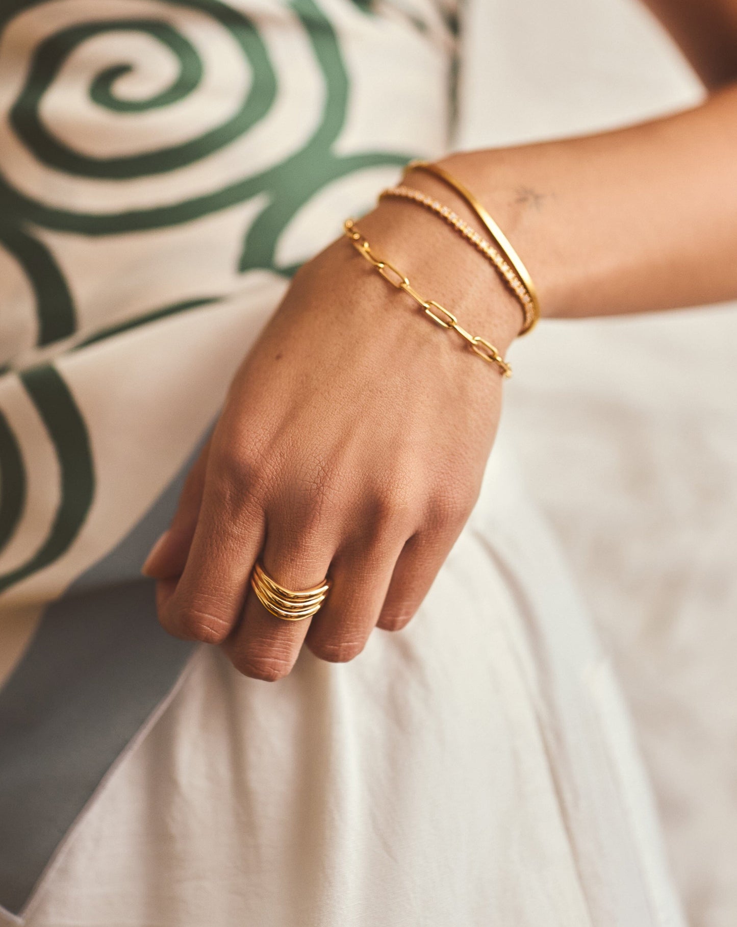 Classic Mini Paperclip Chain Bracelet | 18k Gold Plated Bracelets Missoma