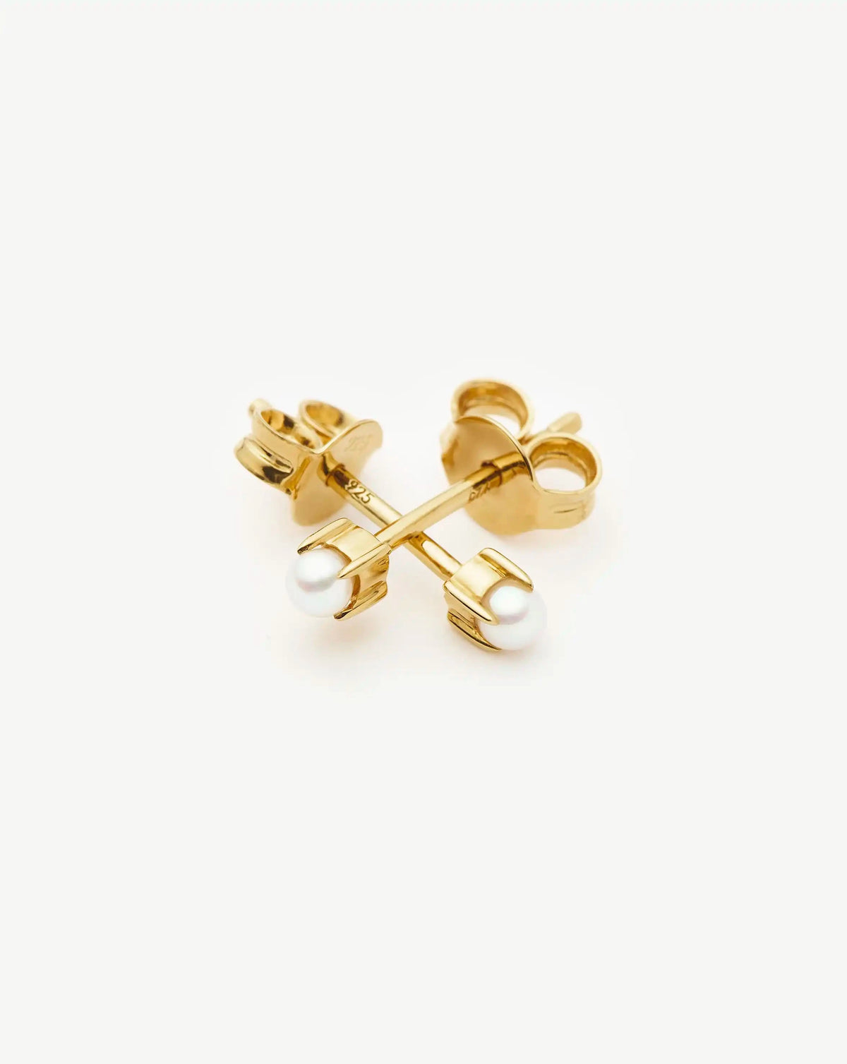 Classic Pearl Stud Earrings | 18k Gold Vermeil/Pearl Earrings Missoma