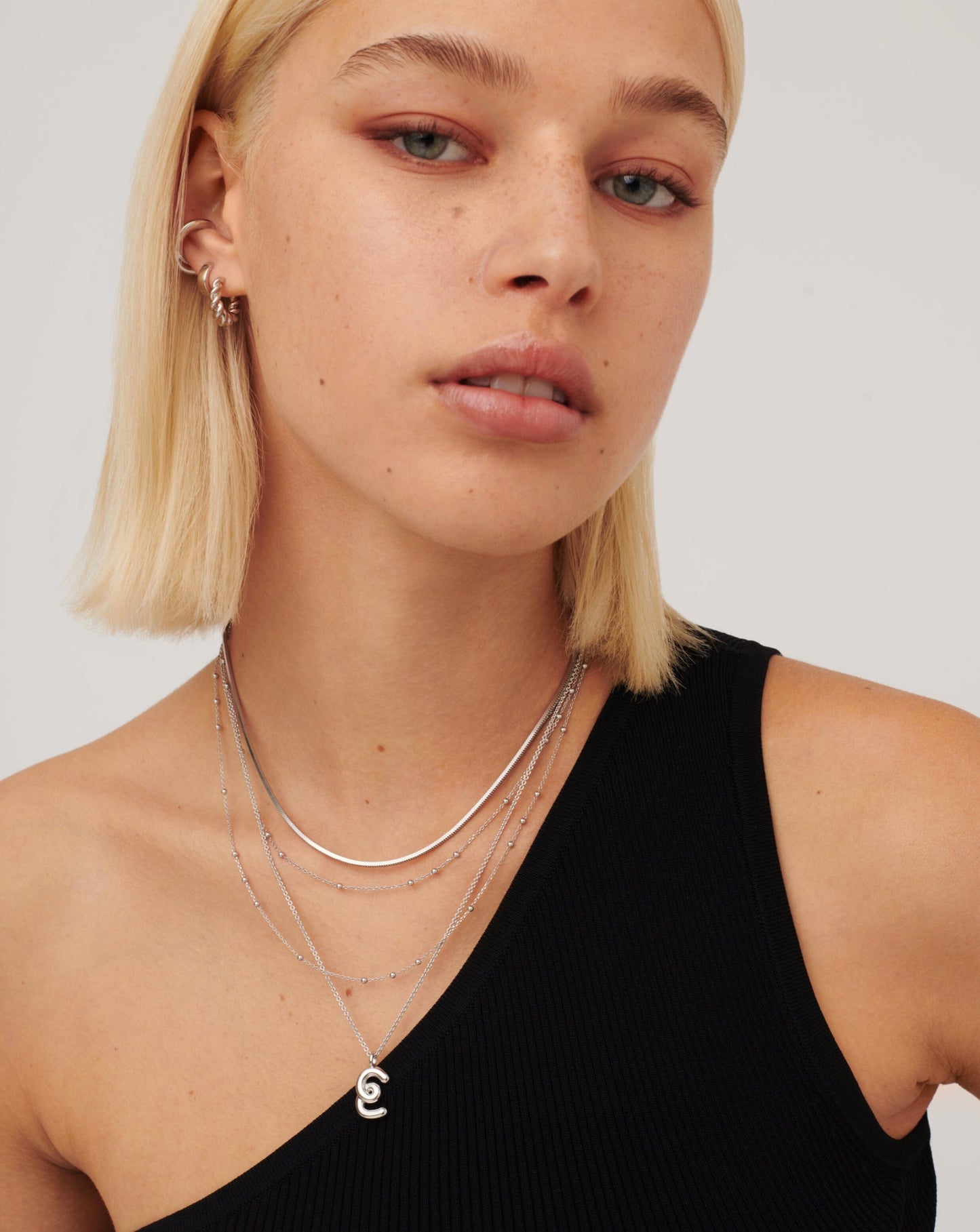 Curly Molten Initial Pendant Necklace - Initial E | Sterling Silver Necklaces Missoma