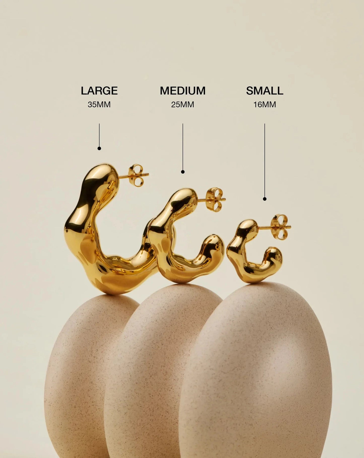 Eny Puffy Medium Hoop Earrings | 18k Gold Plated Earrings Missoma