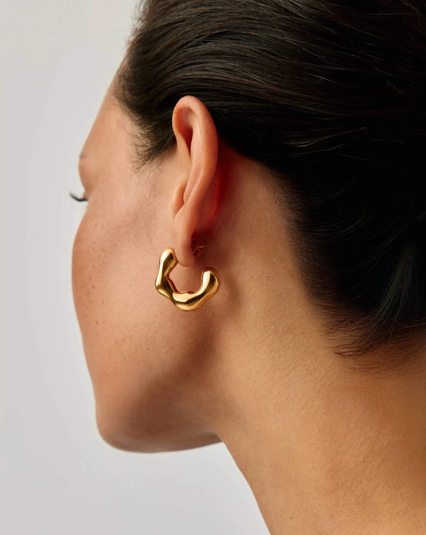 Eny Puffy Medium Hoop Earrings | 18k Gold Plated Earrings Missoma