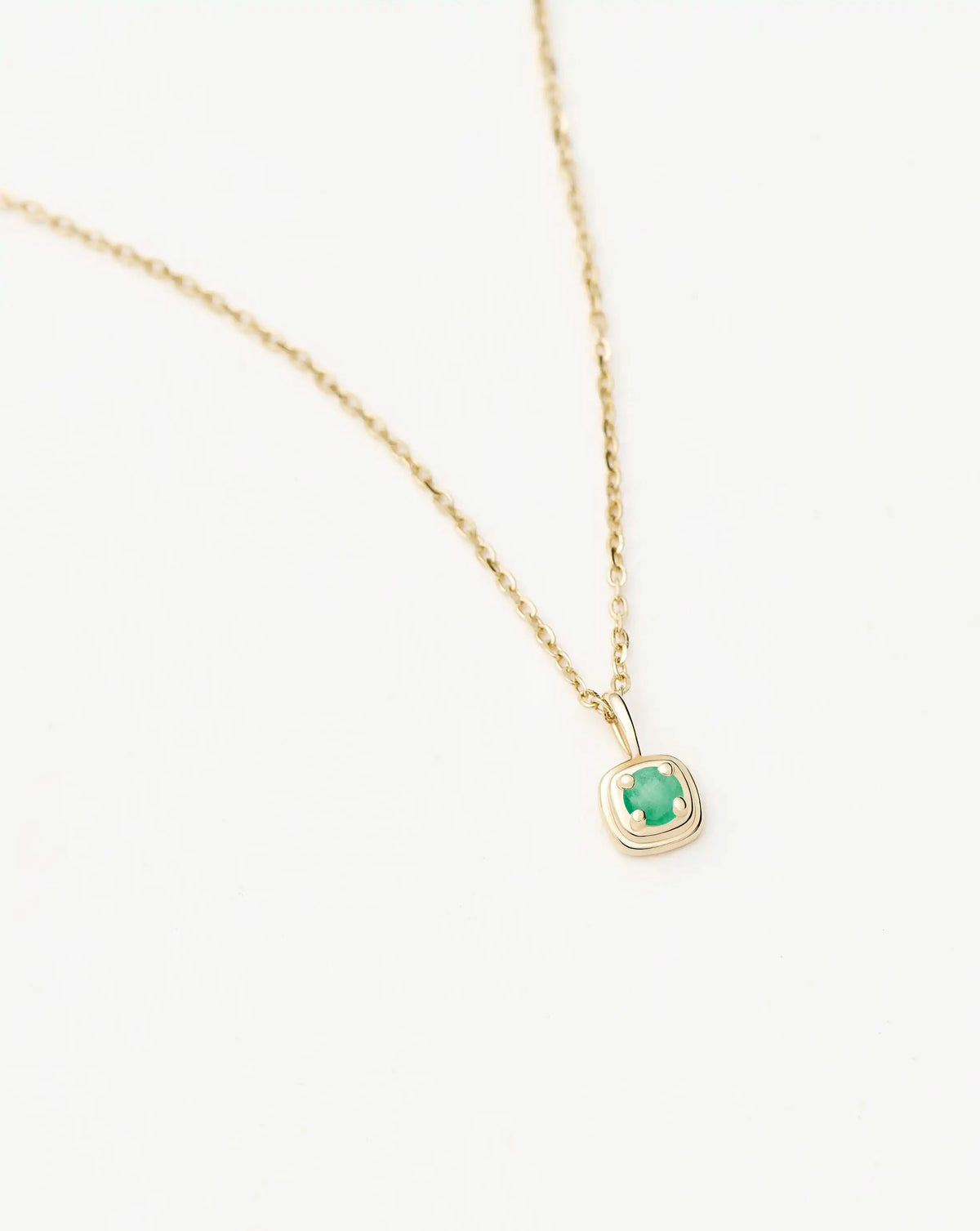 Fine May Birthstone Pendant Necklace | 14k Solid Gold/Emerald Necklace Missoma