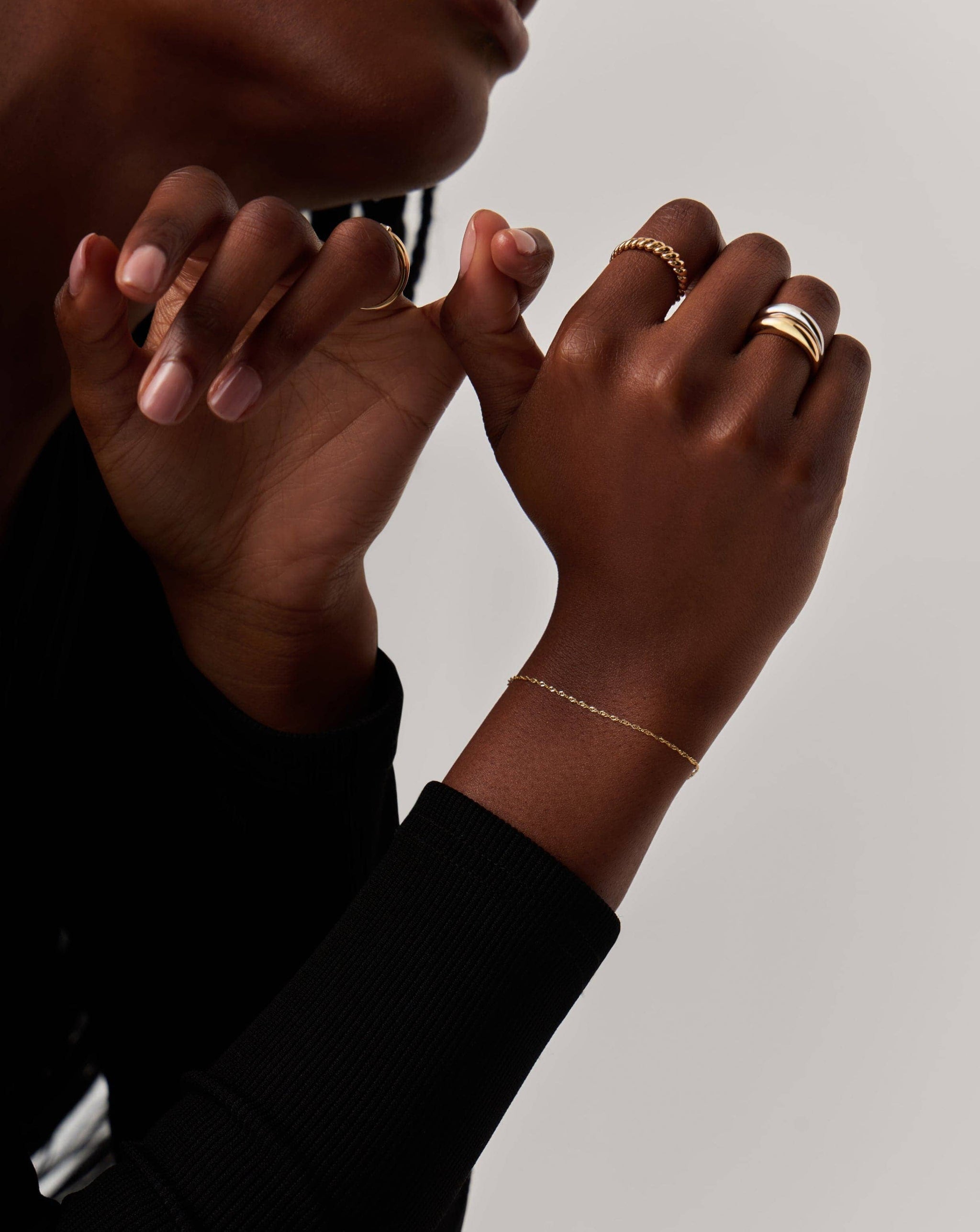 Fine Twisted Chain Bracelet | 14k Solid Gold Bracelets Missoma