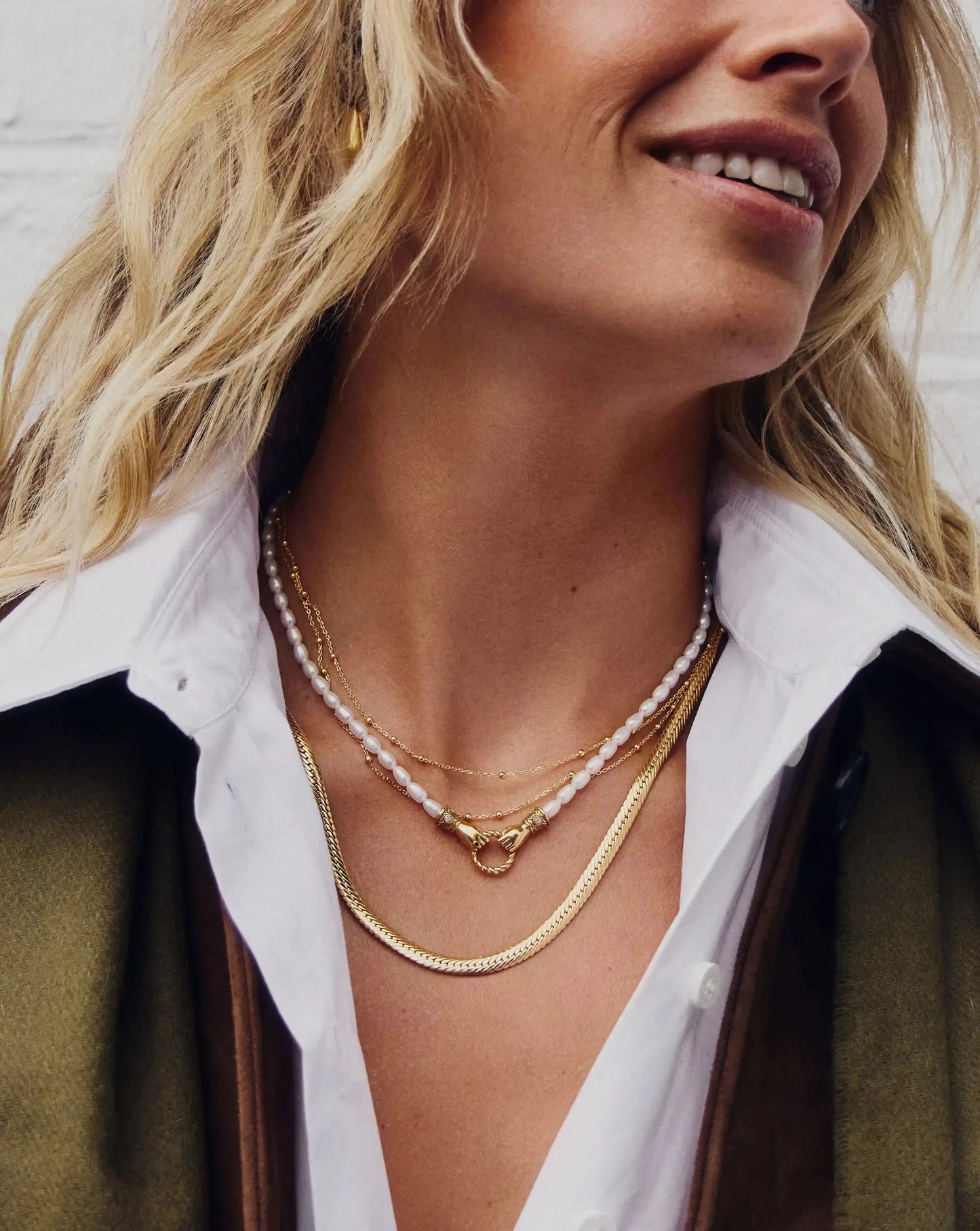 Harris Reed In Good Hands Pearl Pendant Necklace | 18k Gold Plated/Pearl & Black Onyx Necklaces Missoma