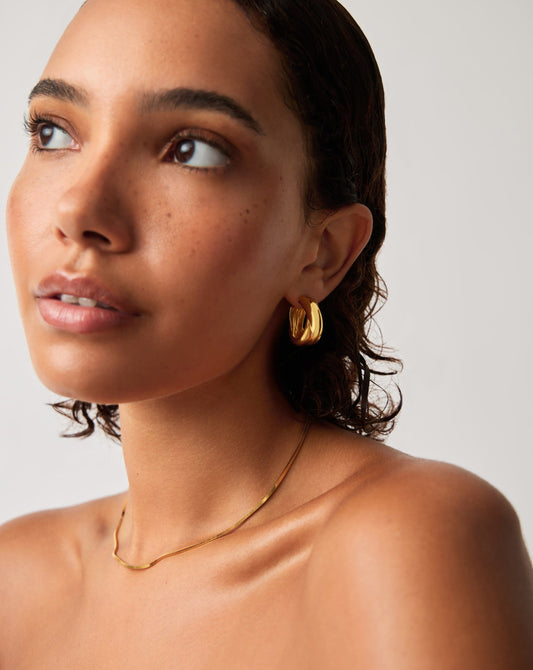 Lucy Williams Chunky Medium Entwine Hoop Earrings | 18k Gold Plated Earrings Missoma