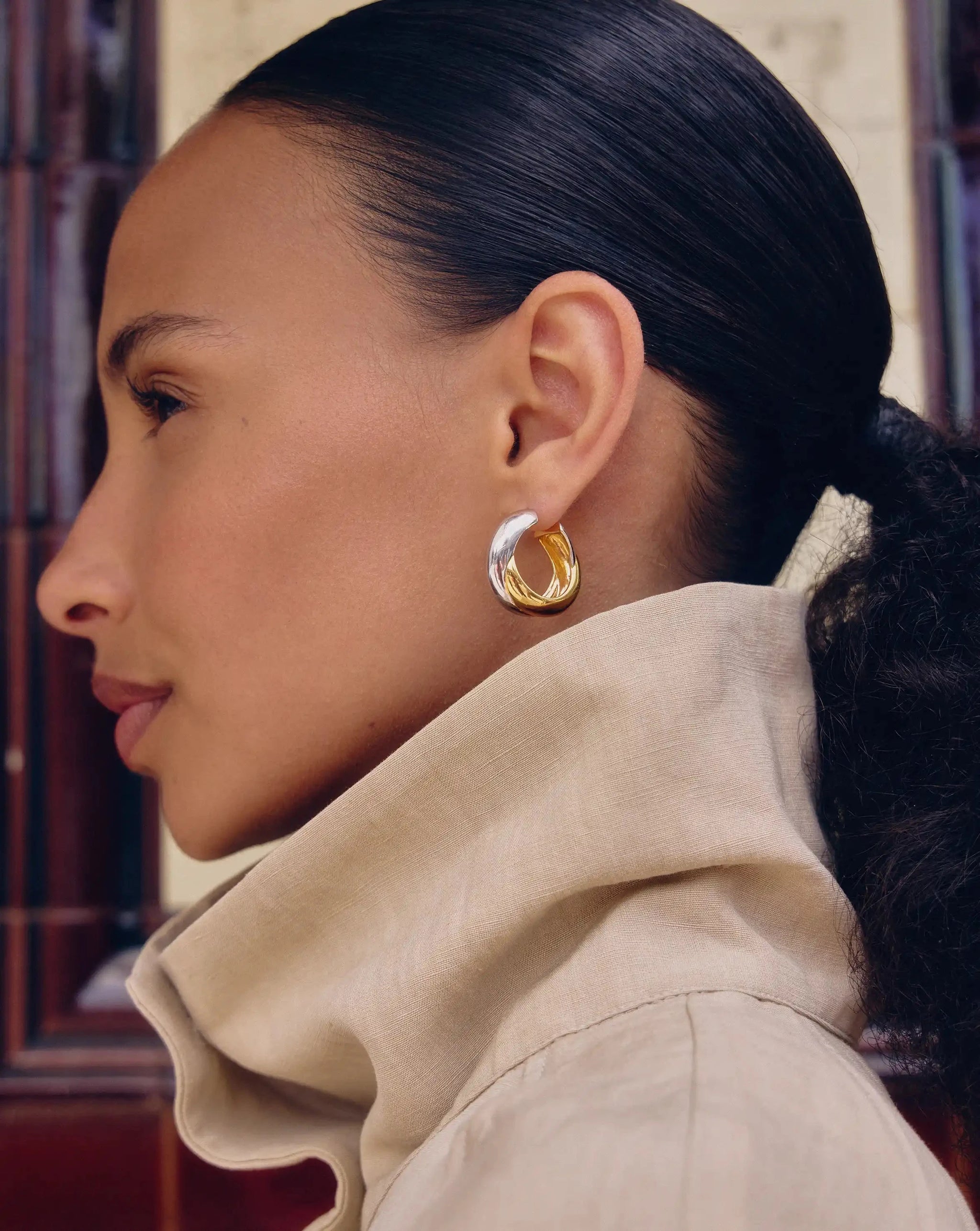 Lucy Williams Chunky Medium Entwine Hoop Earrings | Mixed Metal Earrings Missoma