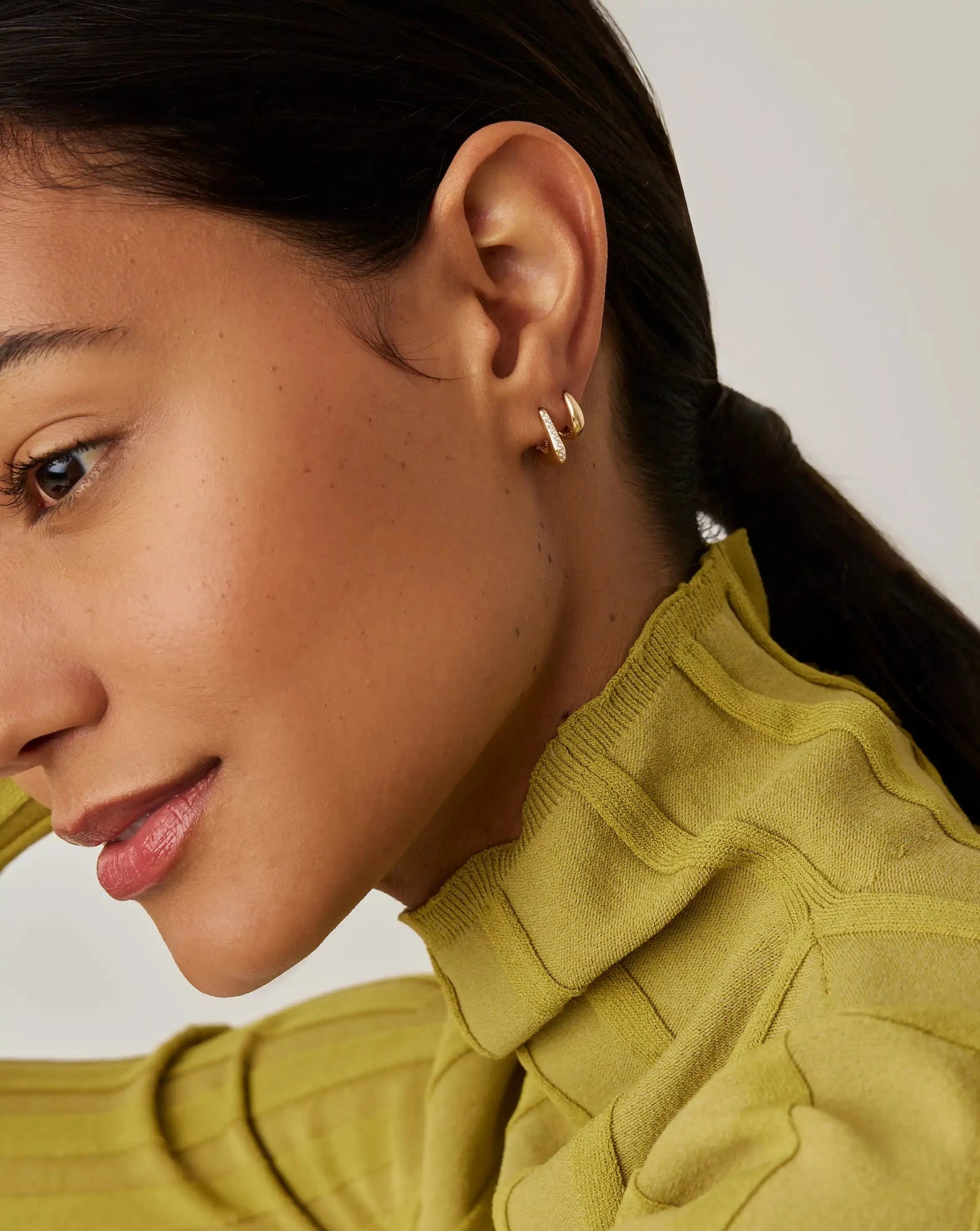 Lucy Williams Fine Diamond Arco Huggies | 14k Yellow Gold Earrings Missoma