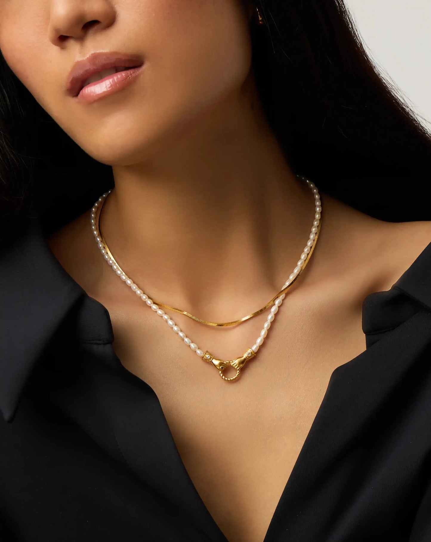 Lucy Williams Snake Chain & Harris Reed In Good Hands Necklace Set | 18k Gold Vermeil/18k Gold Plated/Pearl & Black Onyx Necklaces Missoma