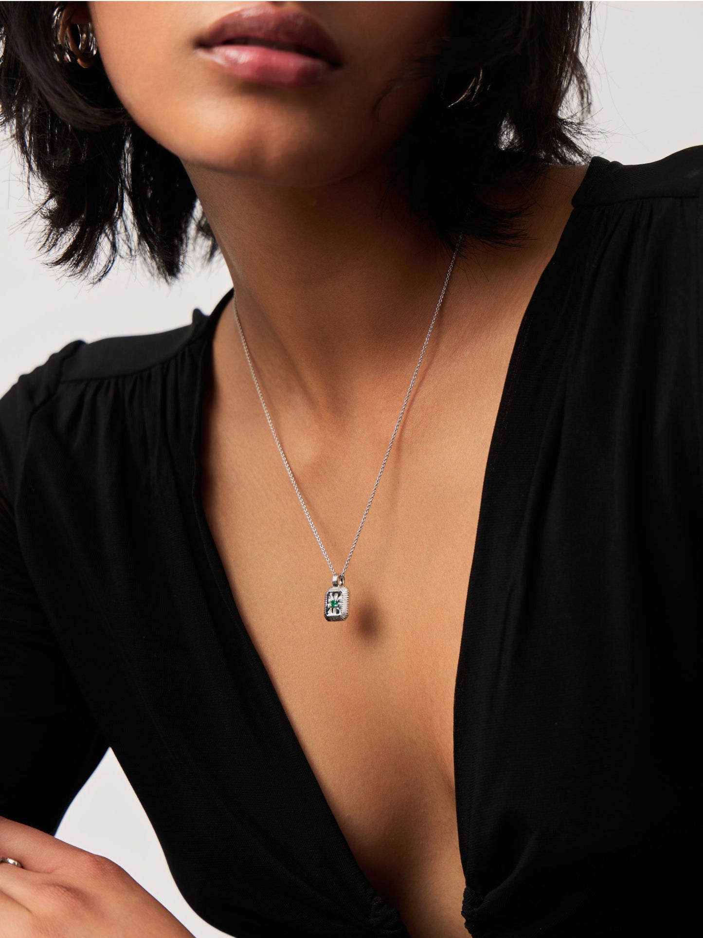 May Birthstone Pendant Necklace | Dyed Green Chalcedony/May Necklaces Missoma