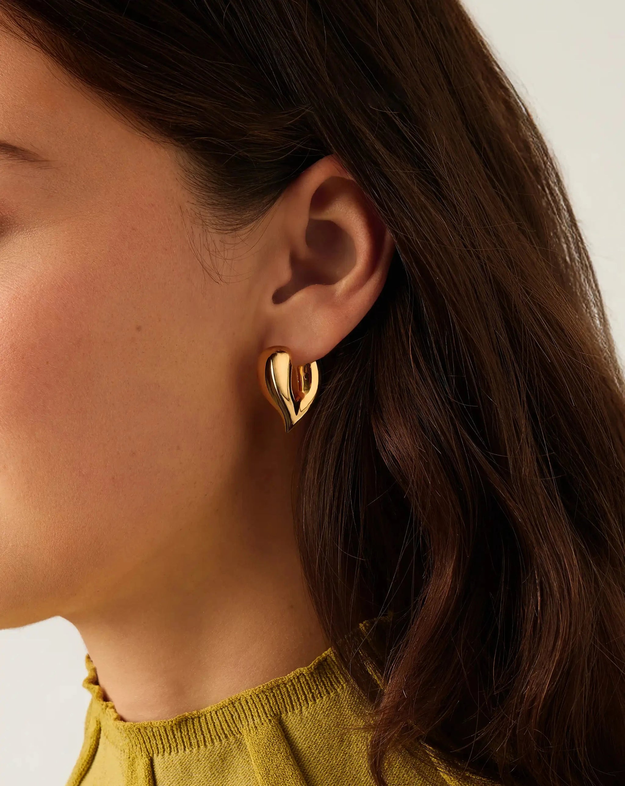 Molten Heart Medium Hoop Earrings | 18k Gold Plated Earrings Missoma