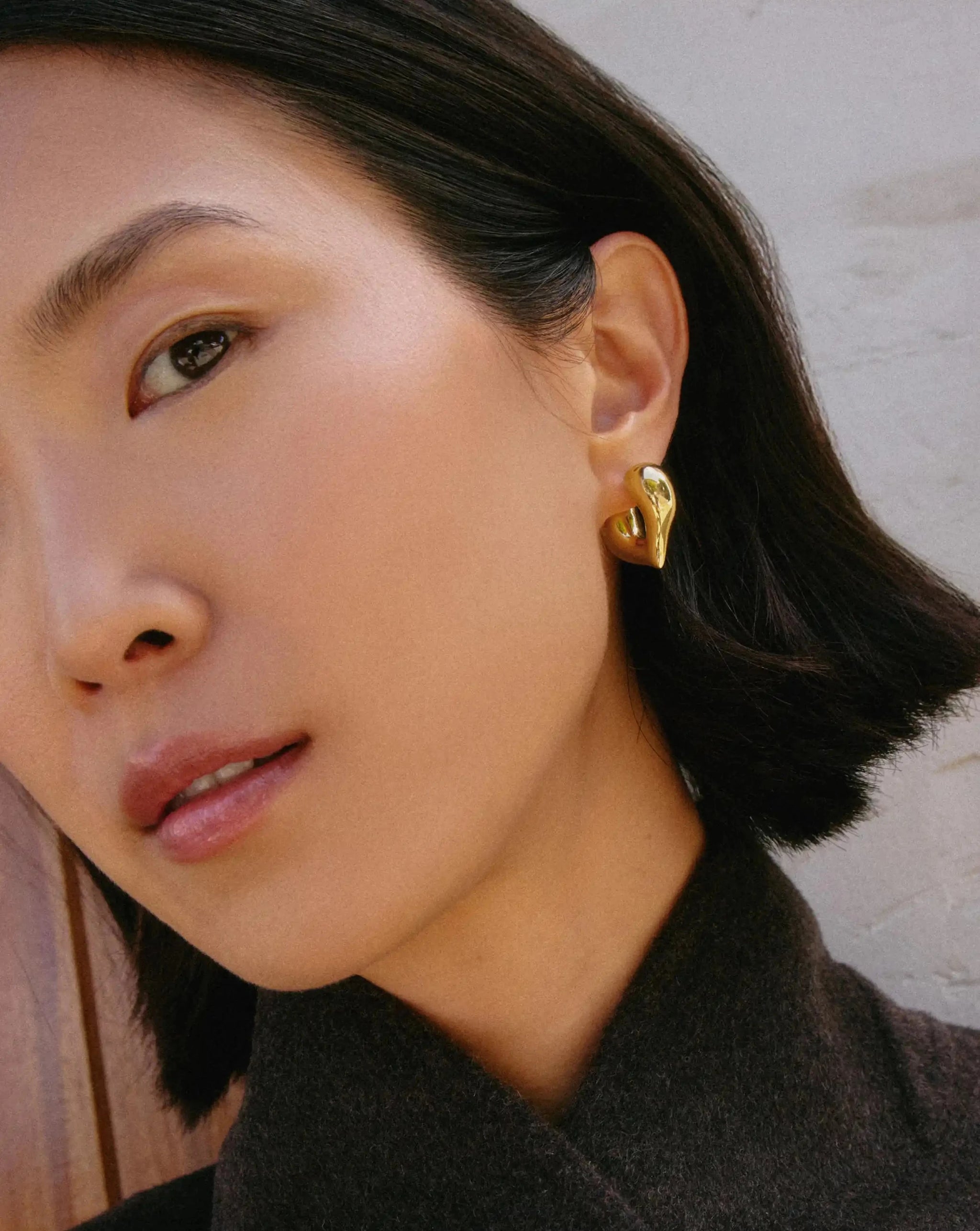 Molten Heart Medium Hoop Earrings | 18k Gold Plated Earrings Missoma