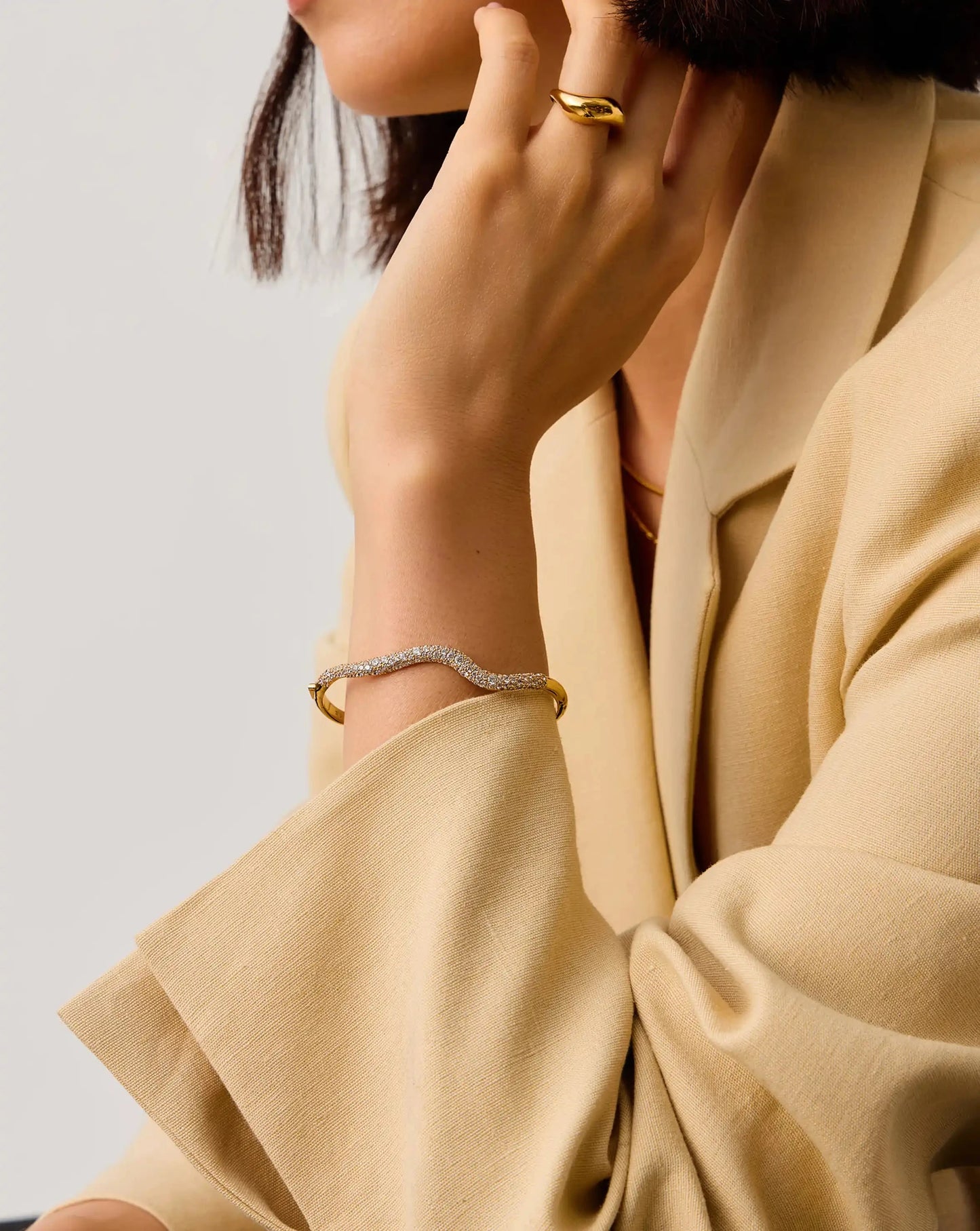 Molten Snow Ripple Hinged Bangle | 18k Gold Plated/Cubic Zirconia Bracelets Missoma