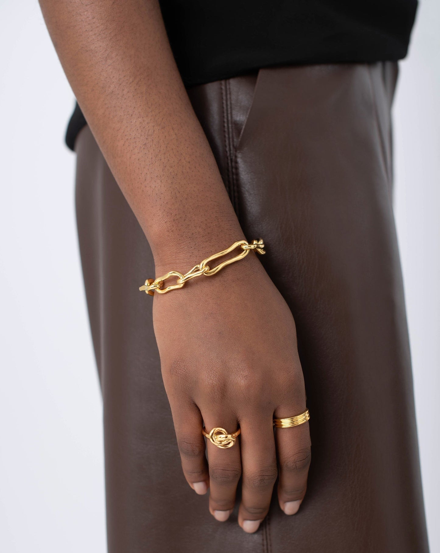 Molten Twisted Infinity Chain Bracelet Bracelets Missoma
