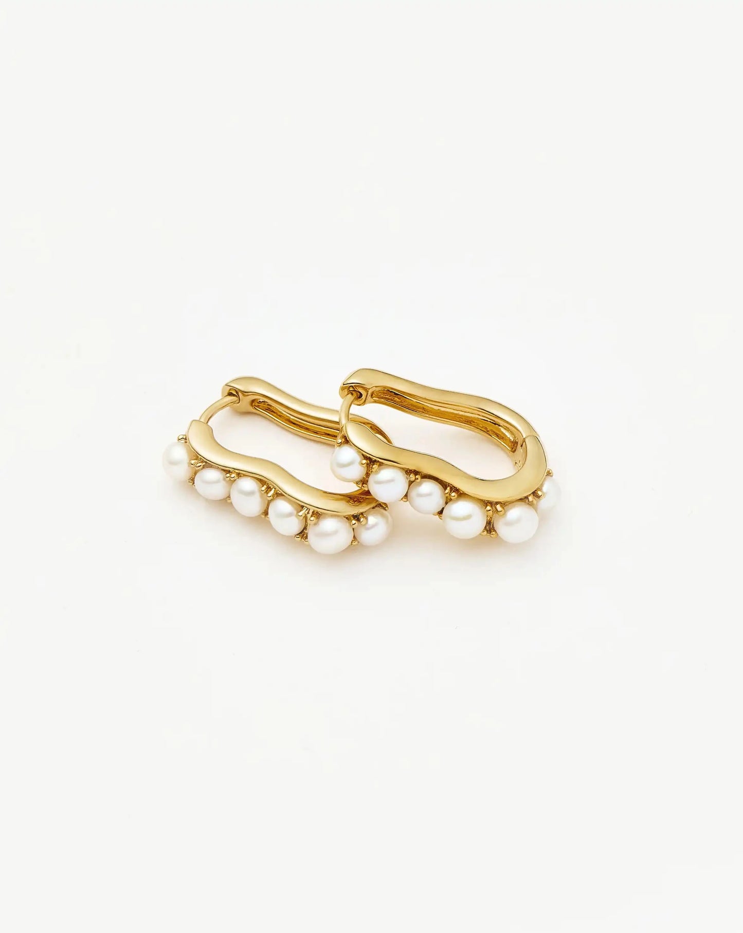 Pearl Wave Small Hoop Earrings | 18k Gold Plated/Pearl Earrings Missoma