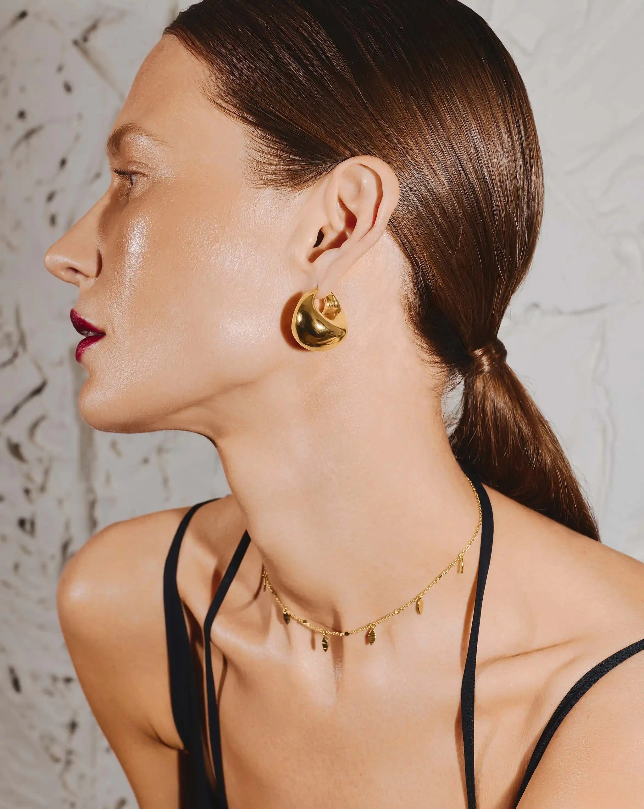 Sculptural Chubby Dome Medium Hoop Earrings | 18k Gold Plated Earrings Missoma