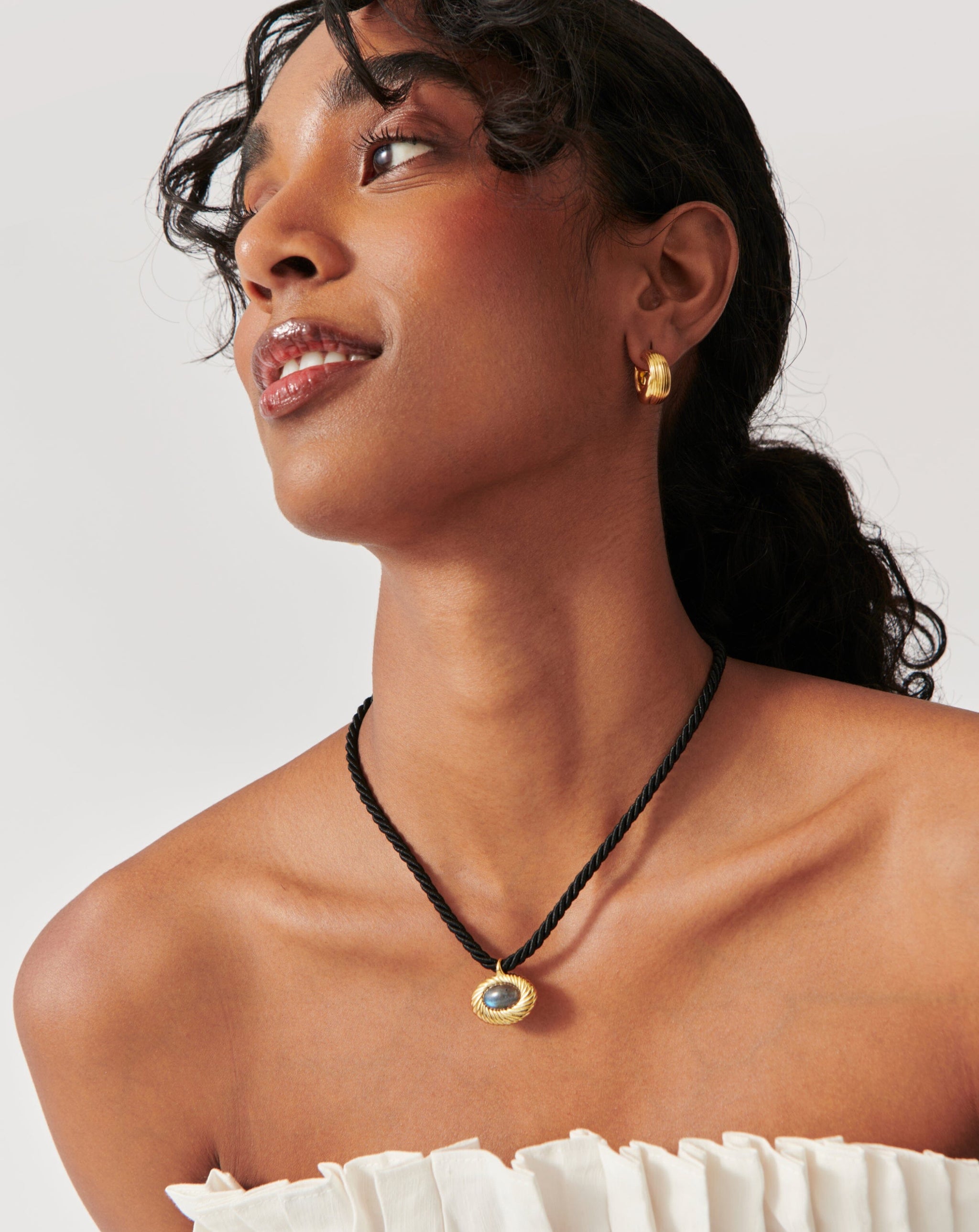 Wavy Ridge Caspia Gemstone Cord Necklace Necklaces Missoma