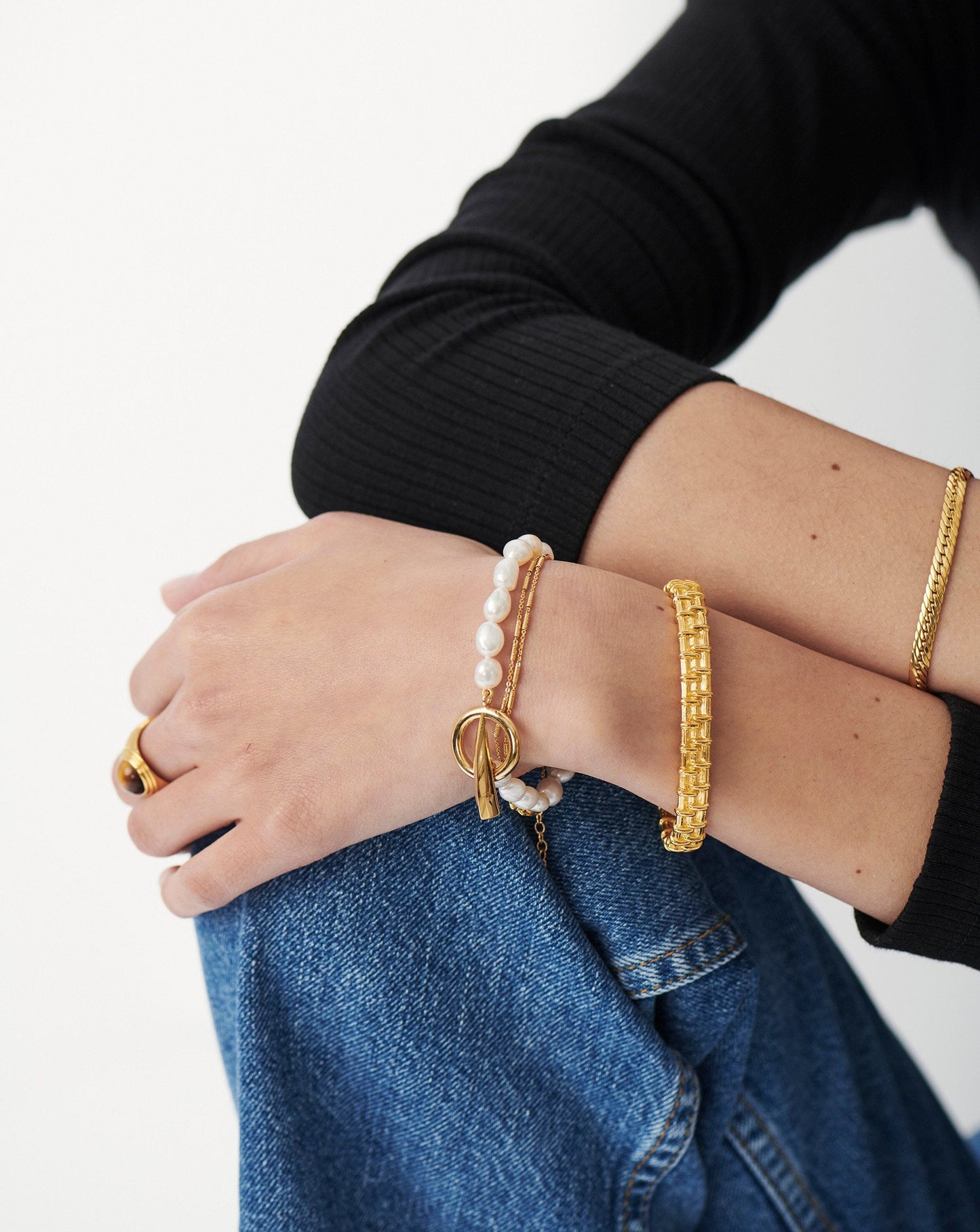 Baroque Pearl Claw T-Bar Bracelet | 18ct Gold Plated Vermeil/Pearl Bracelets Missoma