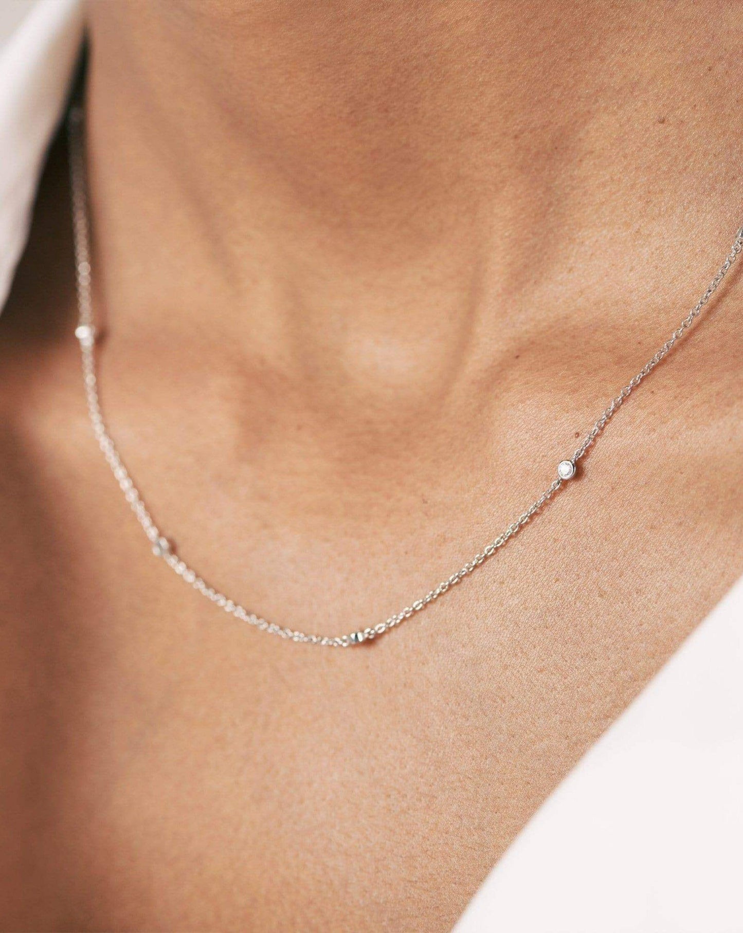 Fine Floating Diamond Necklace | 14k White Gold Necklaces Missoma