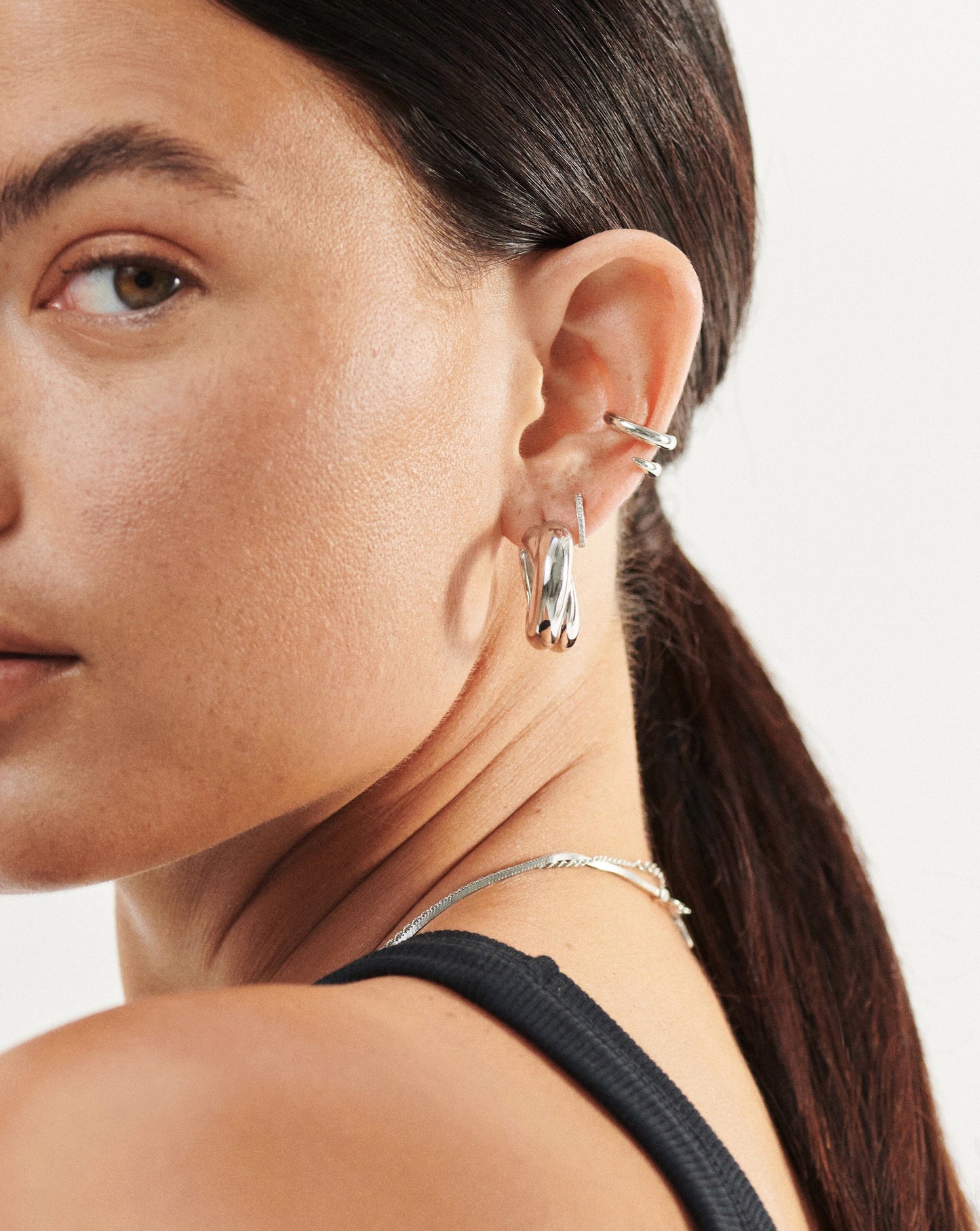 Lucy Williams Chunky Entwine Hoop Earrings | Silver Plated Earrings Missoma