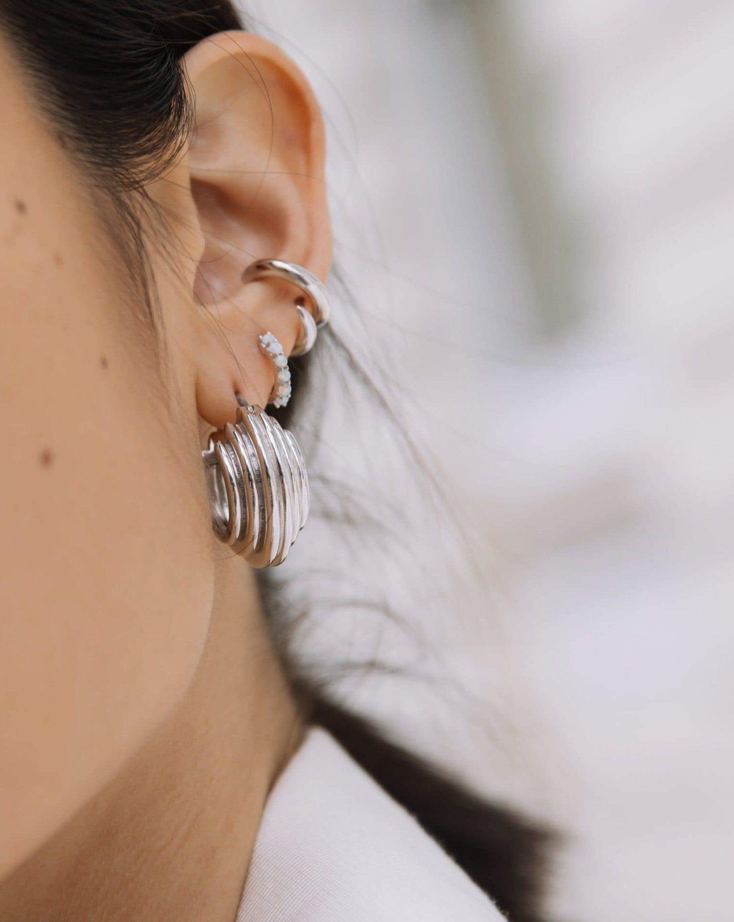 Lucy Williams Medium Chunky Ridge Hoop Earrings Earrings Missoma