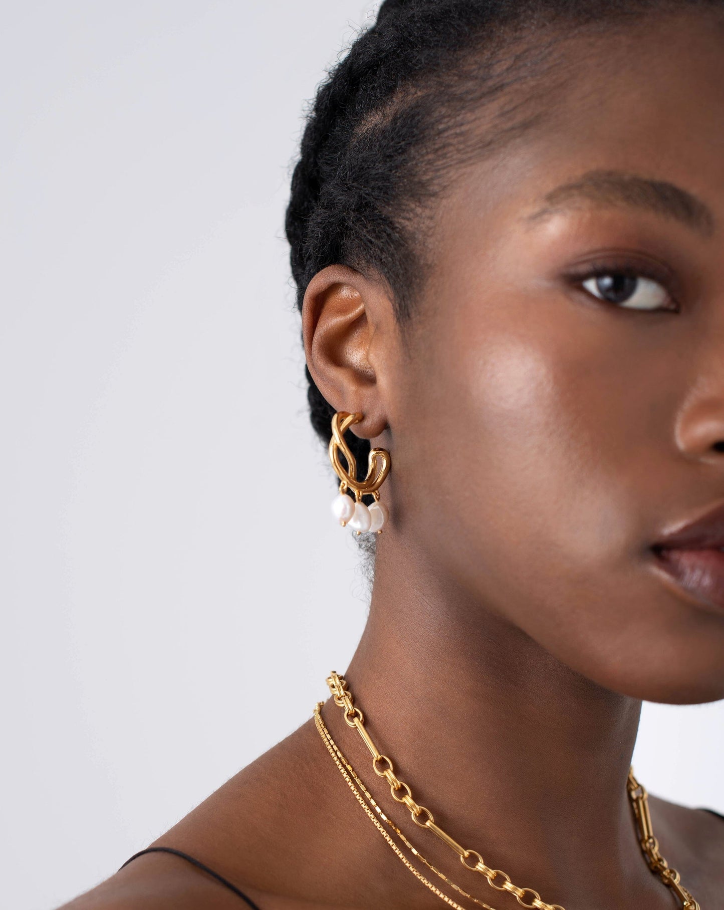 Molten Baroque Pearl Drop Hoop Earrings Earrings Missoma