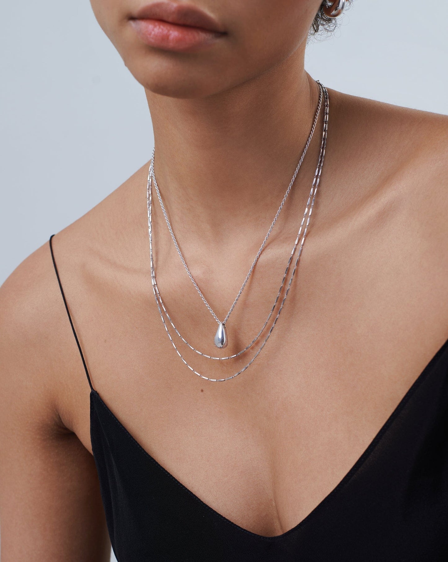 Savi Sculptural Droplet Pendant Necklace | Sterling Silver Necklaces Missoma