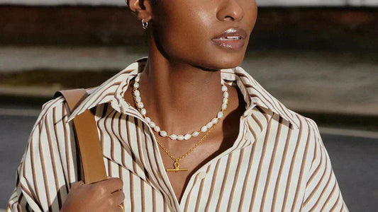 How to Style a T-Bar Necklace Like Andy Sachs