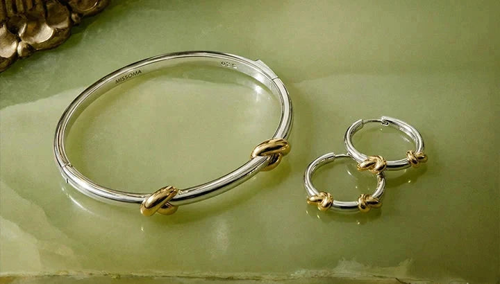 How to Style Mixed Metal Jewelry