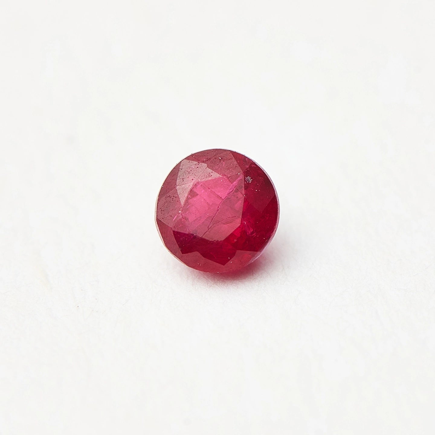 july birthstone - ruby - cancer and leo birthstone