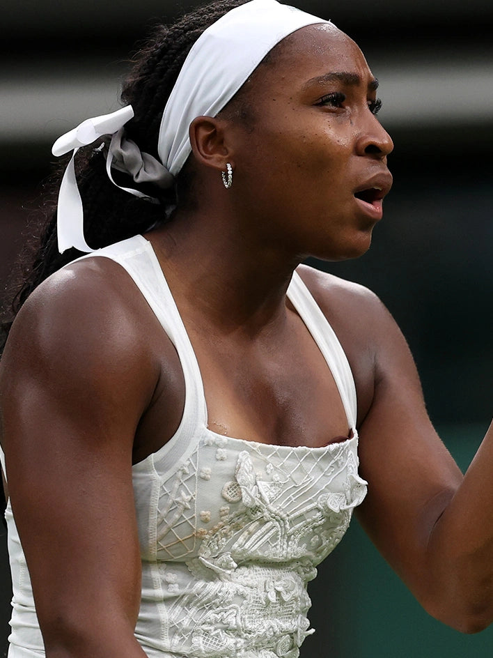 coco gauff wearing silver tennis hoop earrings