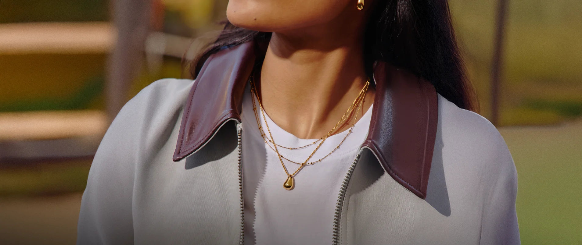 Lucy Williams T Bar Necklace Gold