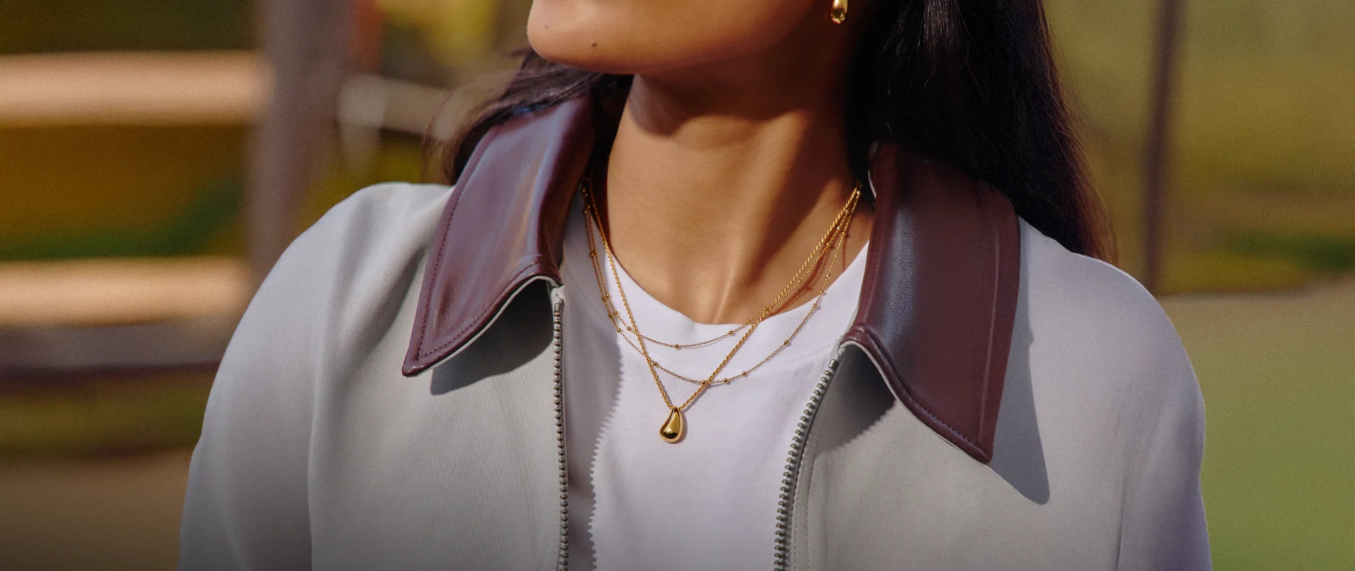 Lucy Williams T Bar Necklace Gold