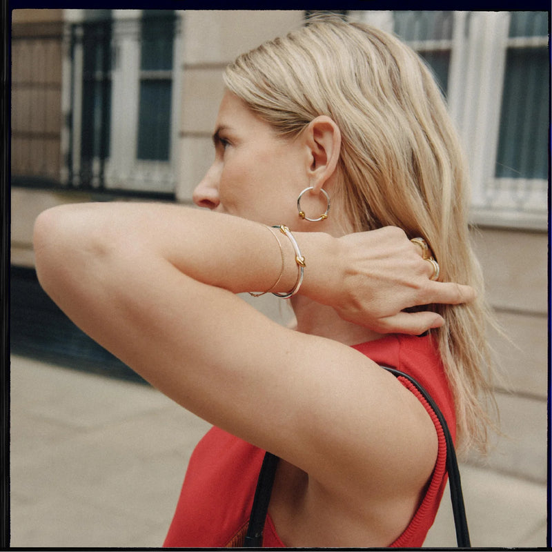 Lucy Williams T bar collection