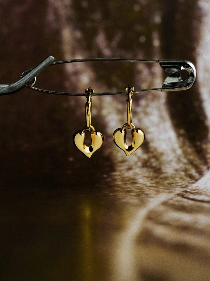 Dangling Gold heart-shaped earrings jewelry