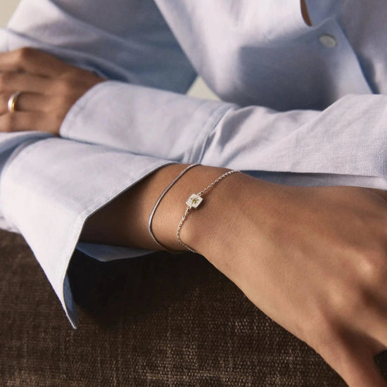 August Birthstone Slider Bracelet | Silver Plated/Peridot Bracelets Missoma 