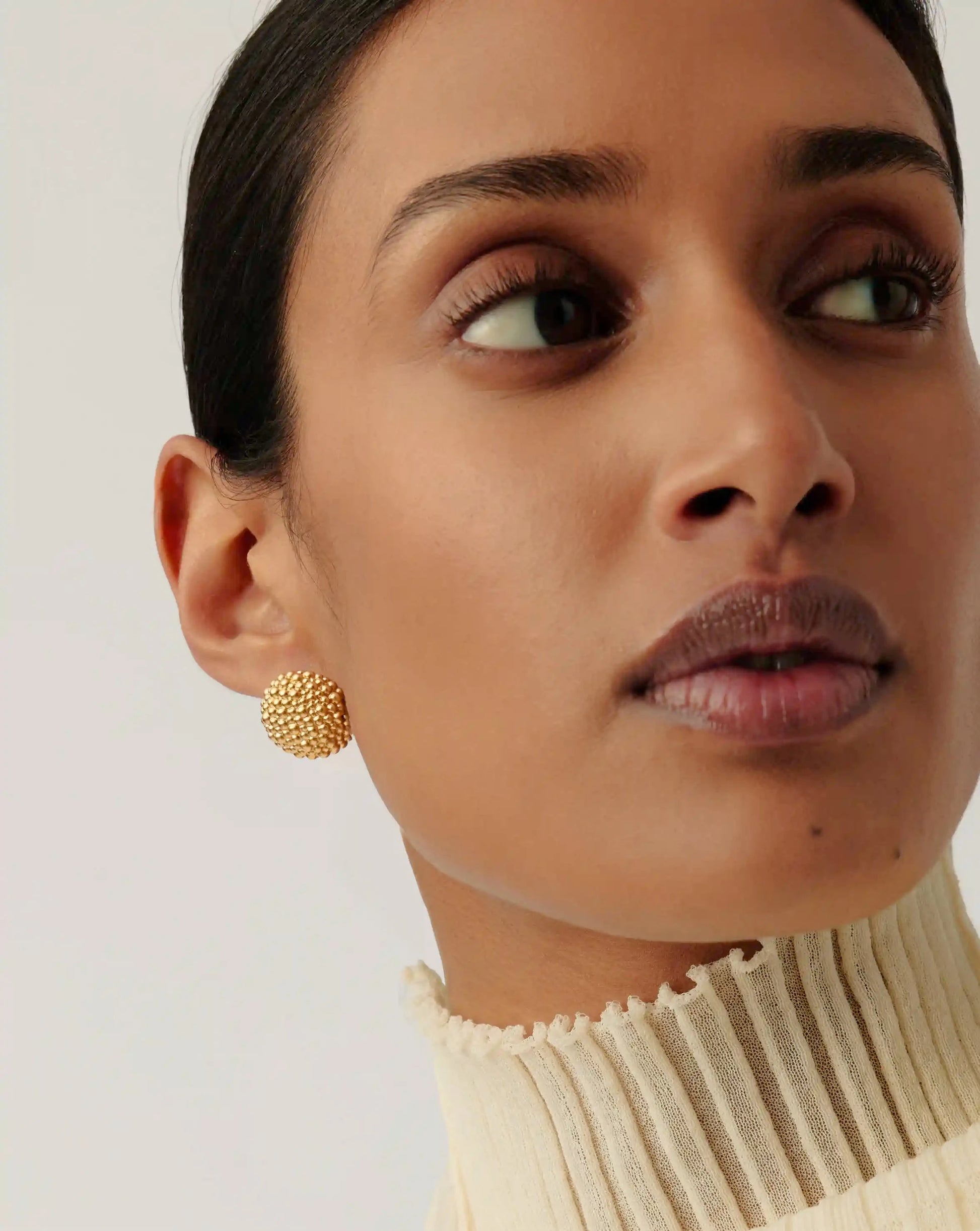 Baya Dome Stud Earrings | 18k Gold Plated Earrings Missoma 