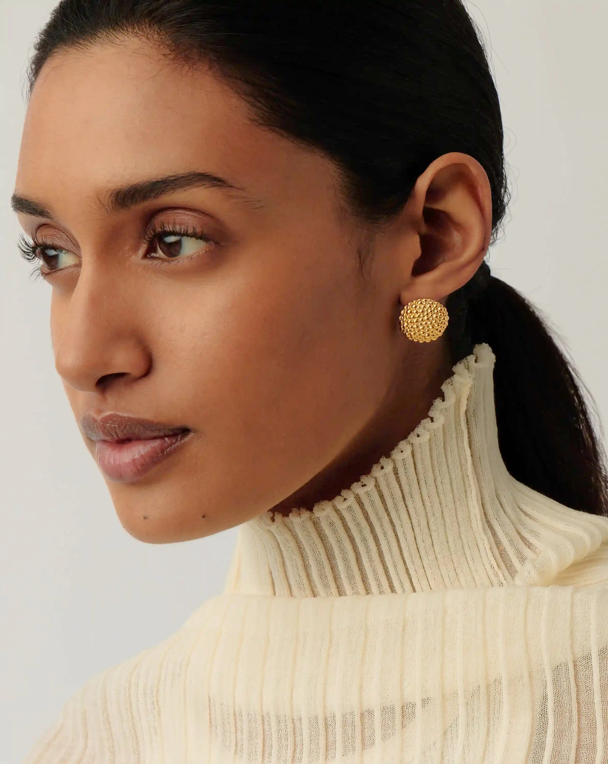 Baya Dome Stud Earrings | 18k Gold Plated Earrings Missoma 