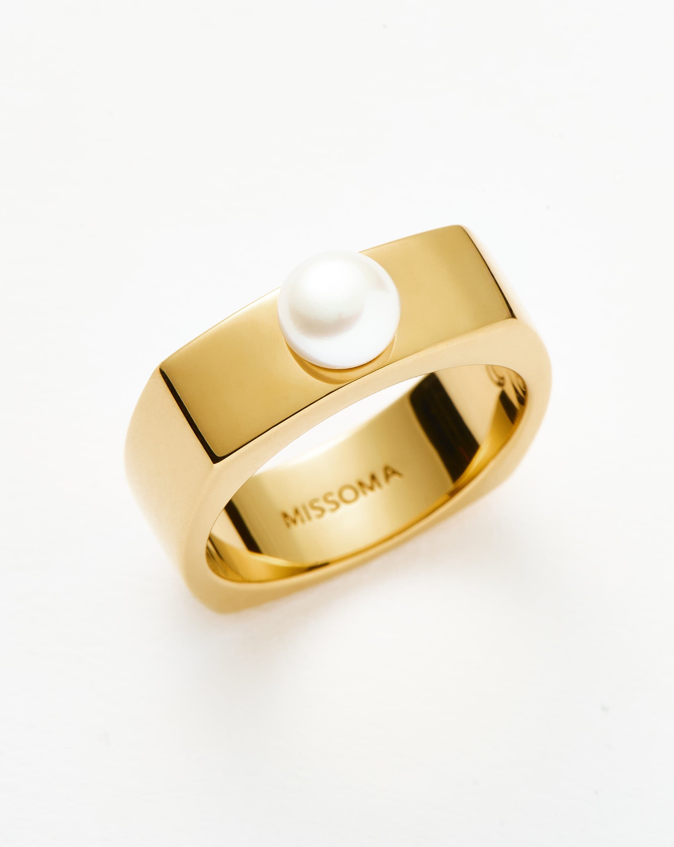 Button Pearl Square Chunky Ring | 18k Gold Plated Vermeil/Pearl Rings Missoma 