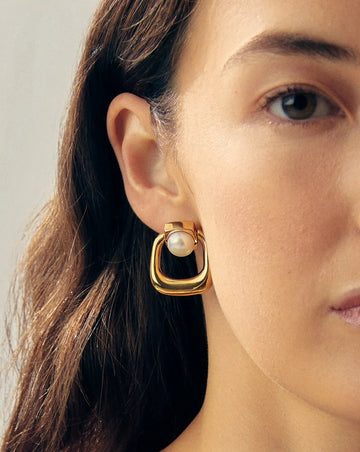 Button Pearl Statement Stud Earrings | 18k Gold Plated/Pearl Earrings Missoma 
