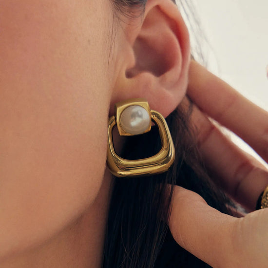 Button Pearl Statement Stud Earrings | 18k Gold Plated/Pearl Earrings Missoma 