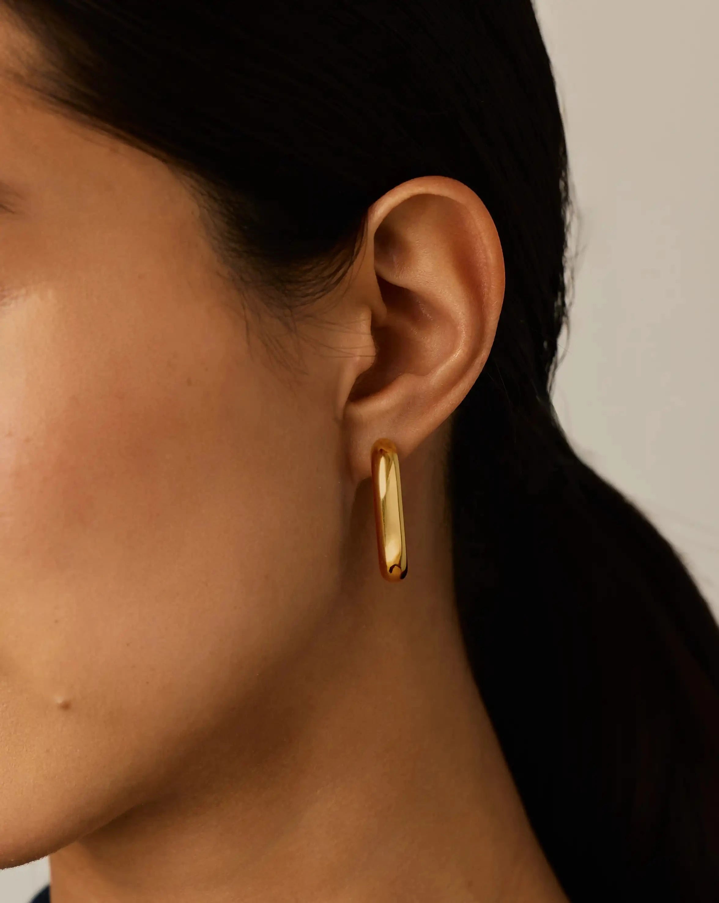 Chubby Oval Medium Hoop Earrings | 18k Gold Plated Earrings Missoma 