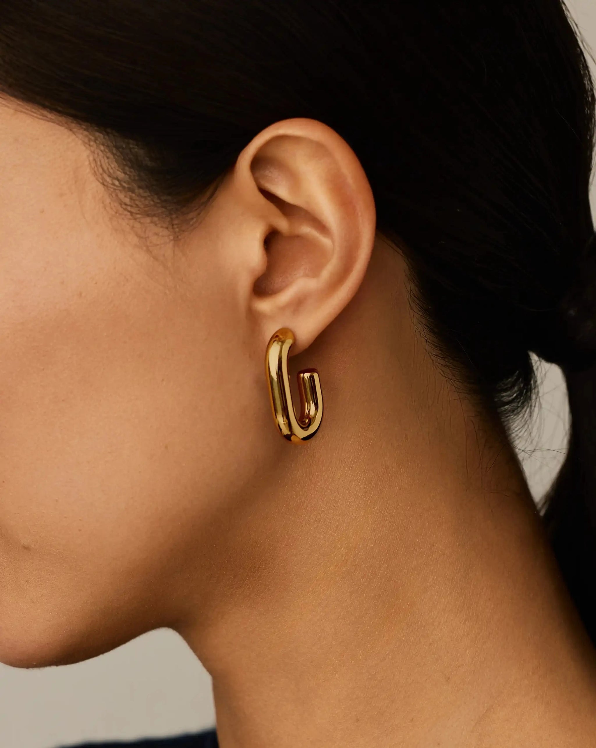 Chubby Oval Medium Hoop Earrings | 18k Gold Plated Earrings Missoma 