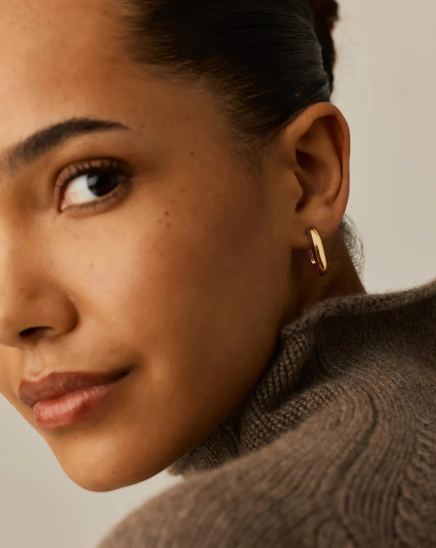 Chubby Oval Small Hoop Earrings | 18k Gold Plated Earrings Missoma 