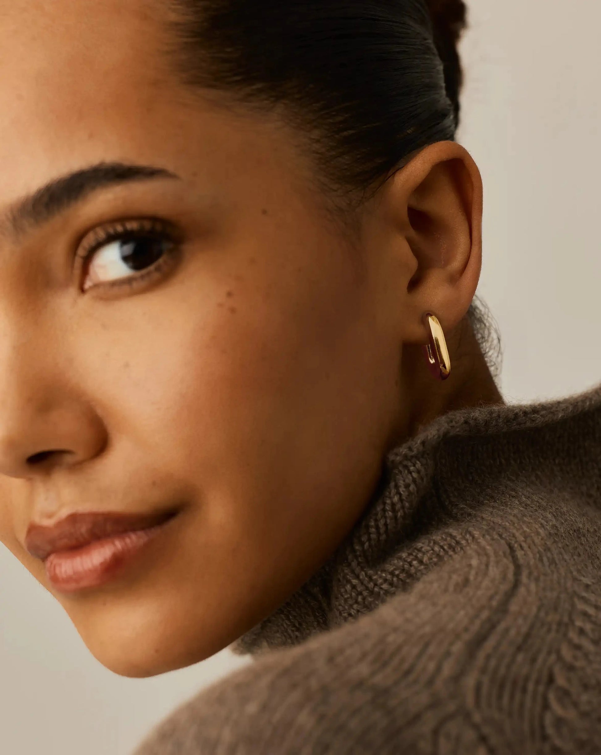 Chubby Oval Small Hoop Earrings | 18k Gold Plated Earrings Missoma 