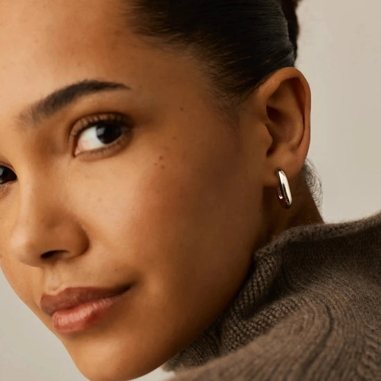 Chubby Oval Small Hoop Earrings | Platinum Plated Earrings Missoma 