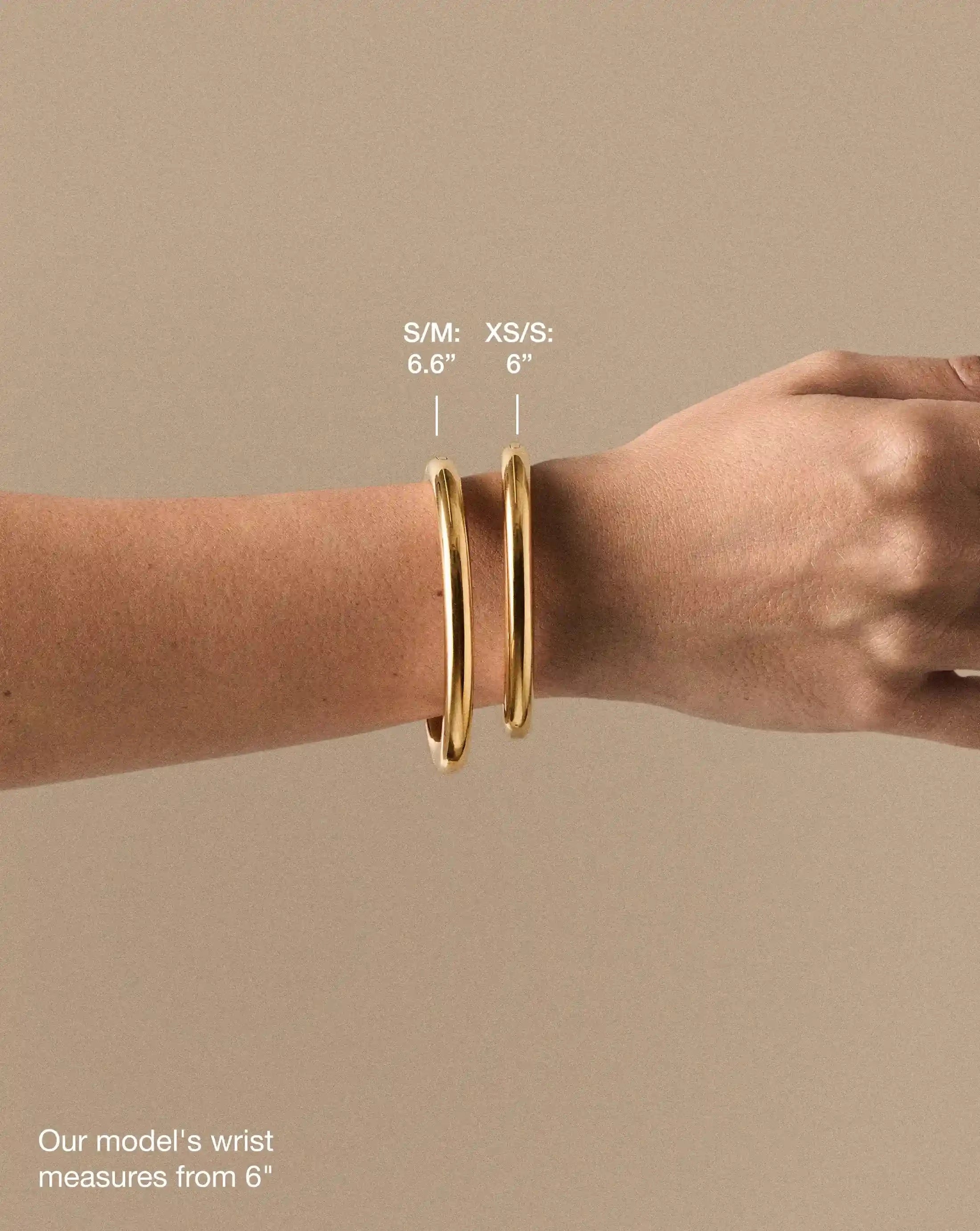 Chunky Round Hinged Bangle | 18k Gold Plated Bracelets Missoma 